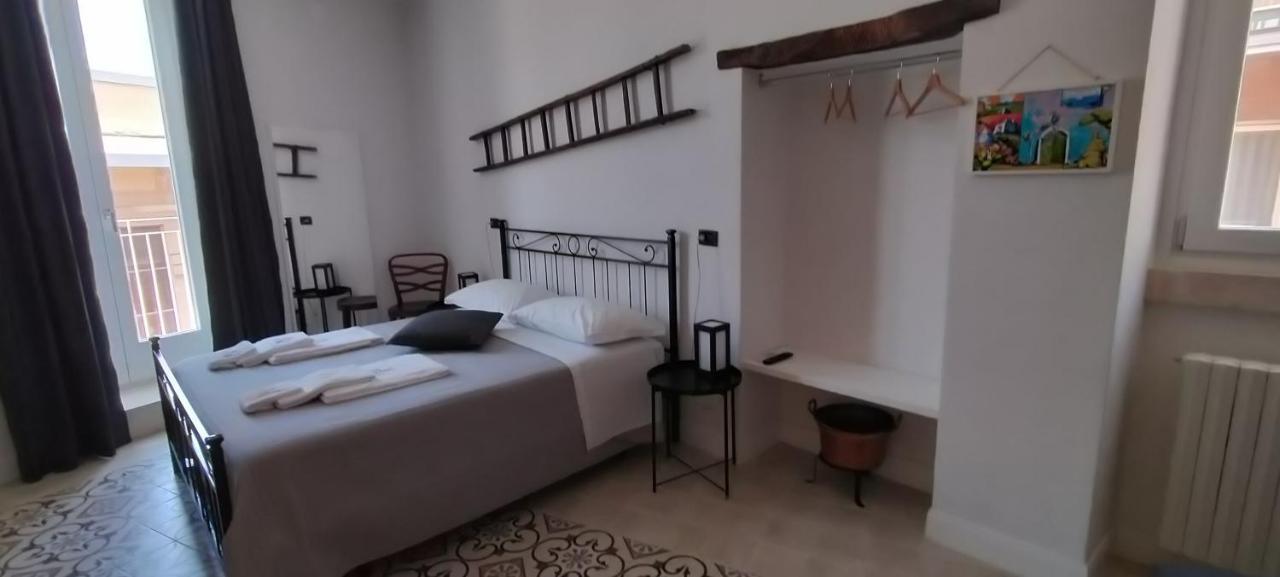 Bed and Breakfast Le Scale Di Pietra Конверсано Экстерьер фото